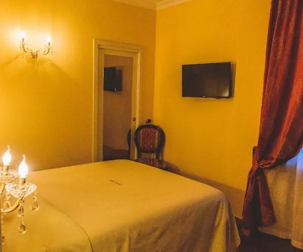 Canella Hotel *
